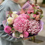 Delicate bouquet with hydrangea «Romantic Lyudochka»