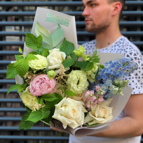 Букет «Квіткова мазурка»