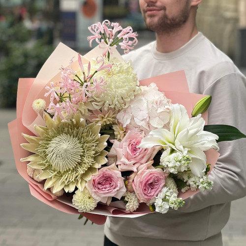 Букет «Созвездие Афродиты»