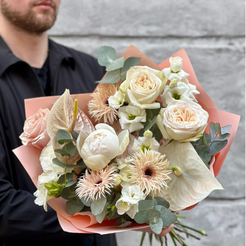 Вишуканий ніжний букет «Світло любові»