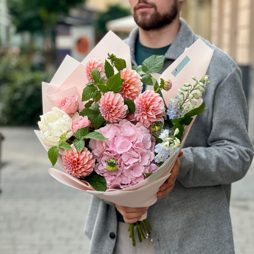 Букет «Персиковий ранок»