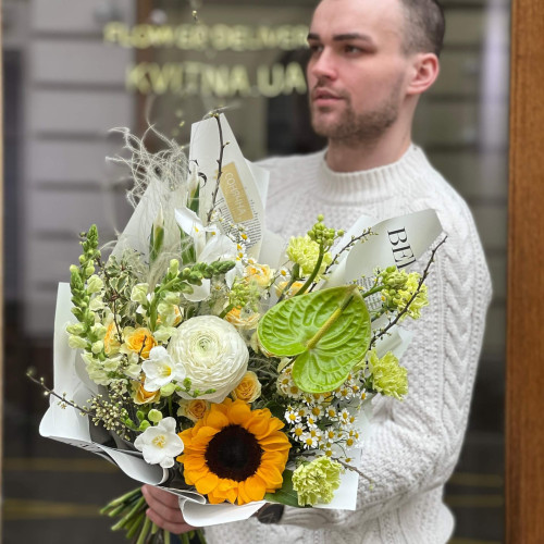 Світлий сонячний букет «Літо в Афінах»