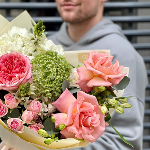 Букет «Персикові цьомки»