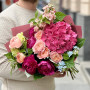 Соковитий букет з гортензією «Солодке варення»