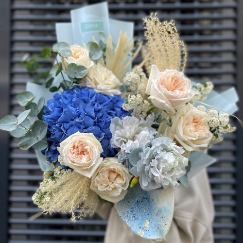 Bouquet «Skyey Azure»
