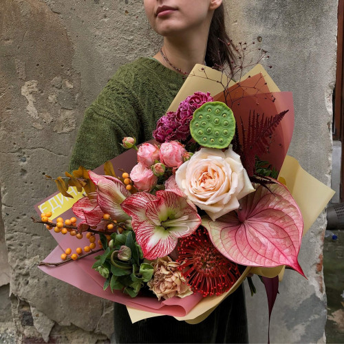 Букет «Цікаві квіти»