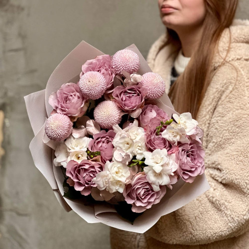 Лавандовий букет з фрезією «Вишуканий аметист»