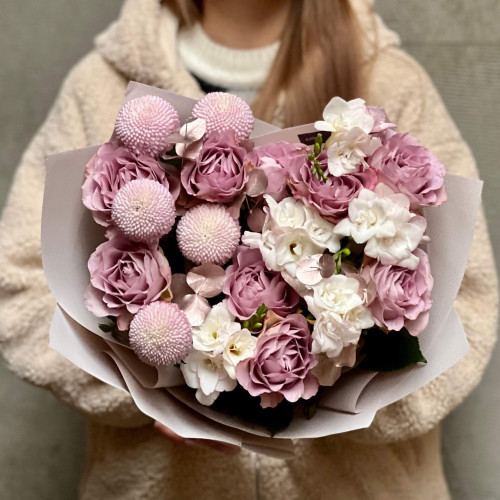 Лавандовий букет з фрезією «Вишуканий аметист»