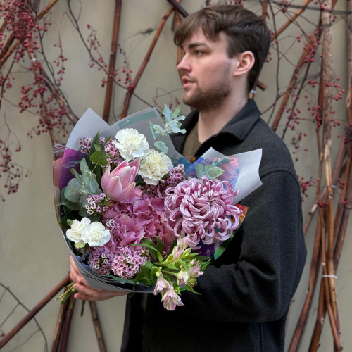 Ароматний букет з лілією «Ніжна феєрія»