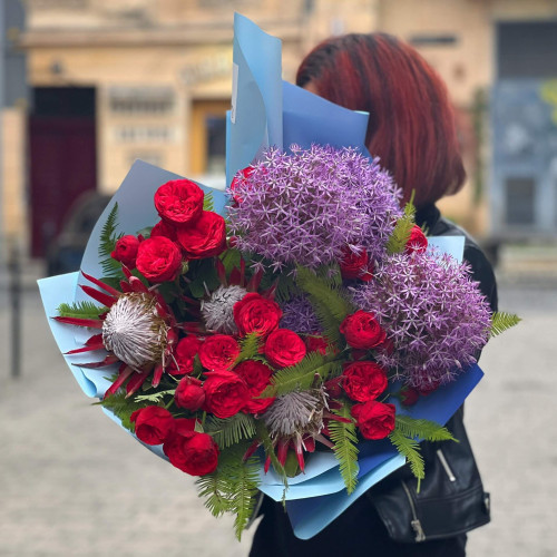 Букет «Яркая птица»