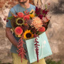 Садовий букет з соняшниками та жоржинами «Щедрий серпень»