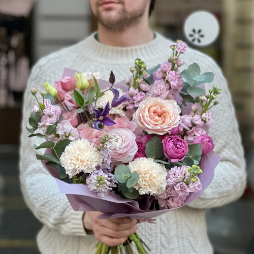 Вишуканий мереживний букет «Бузкова розкіш»