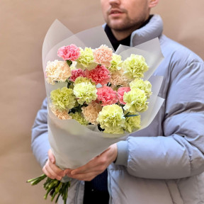 33 кольорові діантуси у букеті «Солодка хмаринка»