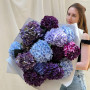 15 гортензій у букеті «Буремне море»