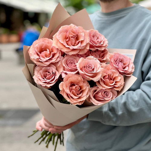 15 троянд Moccachino у букеті «Аромат Мокко»