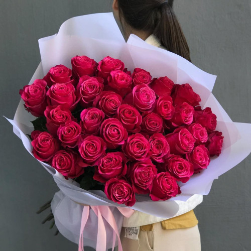 35 троянд Cherry