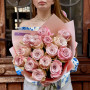 15 фантастичних троянд Faith у букеті «Сливовий крем»