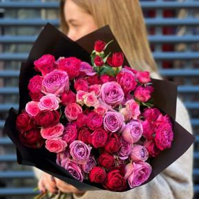 Букет «Малинова мить»