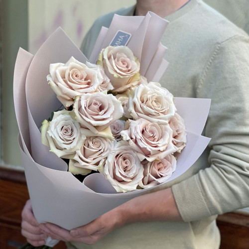 15 троянд Квіксенд у букеті «Пудра»