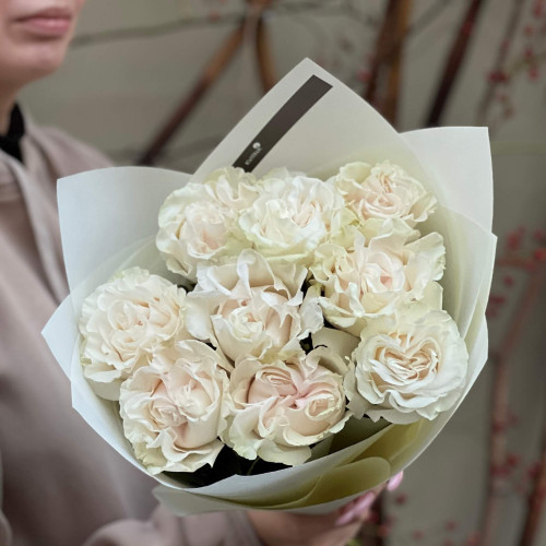 Букет из 9 роз Cotton X-Pression «Белое кружево»
