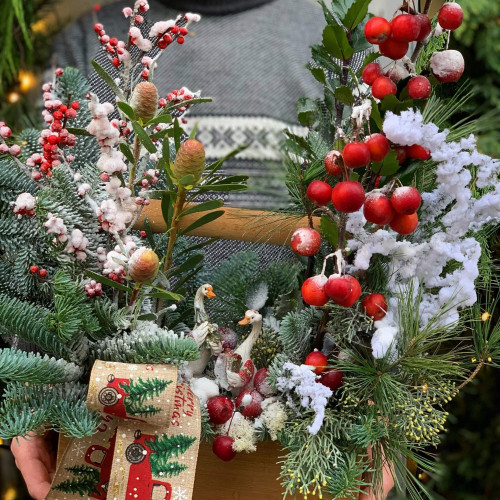 Різдвяна композиція «Веселі гуси»