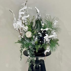 Казкова різдвяна композиція «Зачарований ліс»