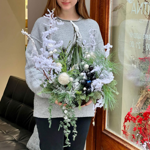 Казкова різдвяна композиція «Зачарований ліс»