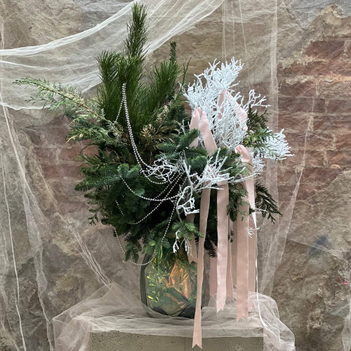 Інтер'єрна зимова композиція у вазі «Засніжена казка»