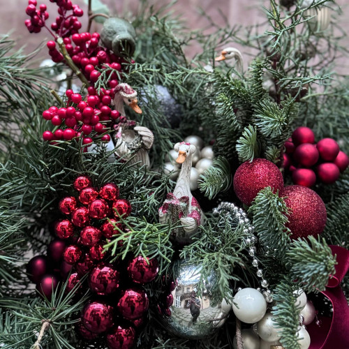 Різдвяна композиція із хвої «Дикі лебеді»