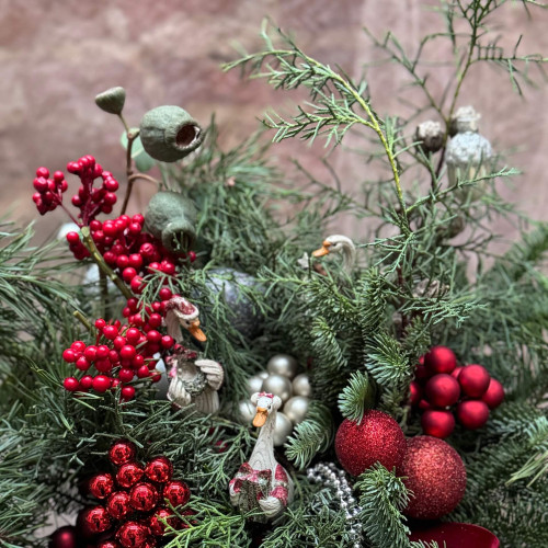 Різдвяна композиція із хвої «Дикі лебеді»