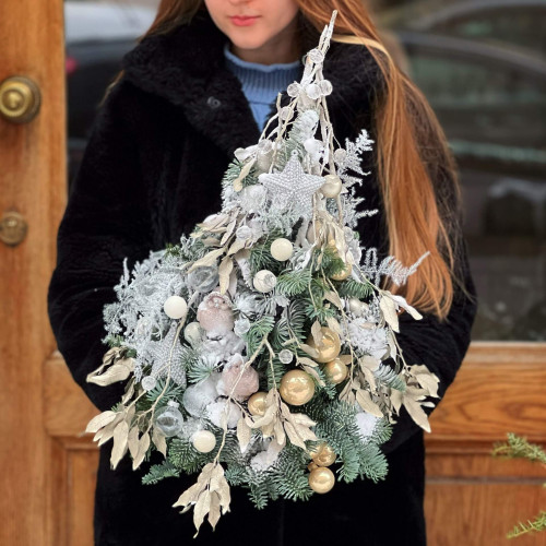 Ялинка «Казкове дерево»