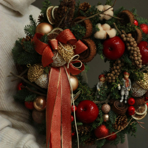 Різдвяний віночок «Святкові прогулянки»