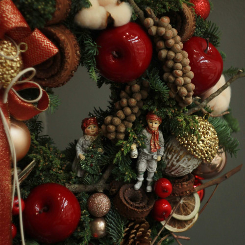 Різдвяний віночок «Святкові прогулянки»