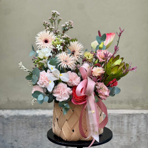 Композиція з герберами «Ванільне танго»