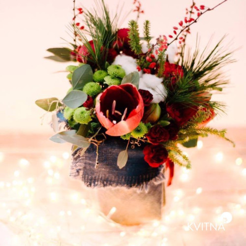 Різдвяний сніп з гіппеастумом
