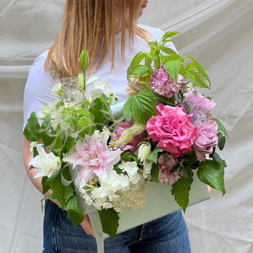 Квіткова композиція «Запашний сад»