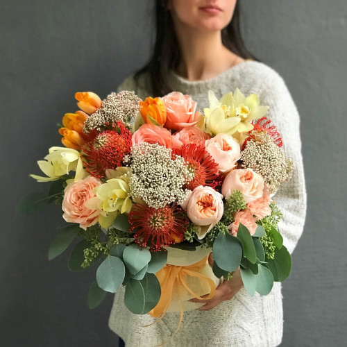 Композиція з квітів «Осінній вальс»