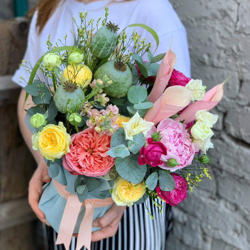 Композиція з квітів «Мрійливий настрій»