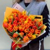 Помаранчеві тюльпани