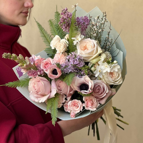 Delicate fragrant bouquet «Spring Breath»