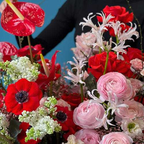 Шикарна композиція в контрастних відтінках «Кохання моє»