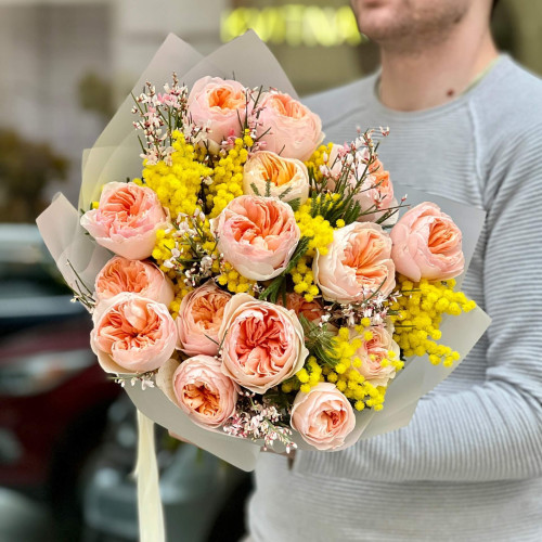 Exquisite bouquet of Juliet premium peony roses and fragrant spring flowers «Beloved Sun»