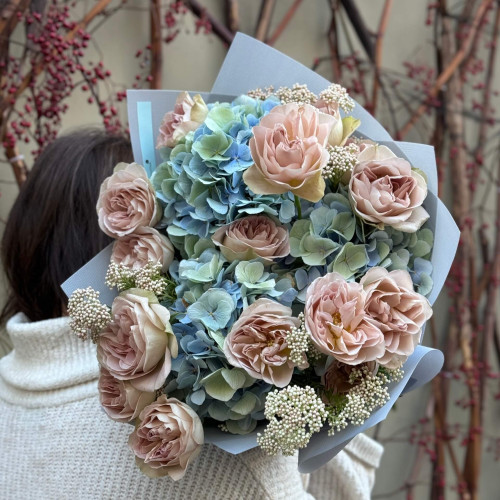 Акварельний букет з гортензією «Ласкава осінь»