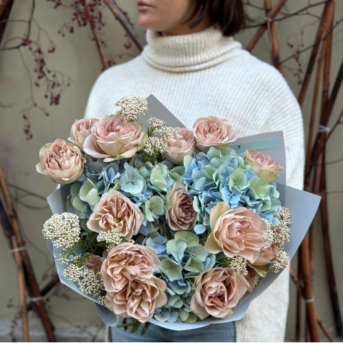 Акварельний букет з гортензією «Ласкава осінь»