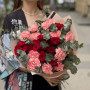 Фактурний червоно-рожевий букет «Любовний роман»