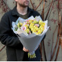 Солнечный букет с пионовидными тюльпанами «Романтическое солнышко»