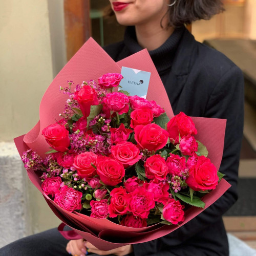 Букет «Вишневый поцелуй»