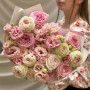 Lacy fluffy bouquet «Rose Souffle»