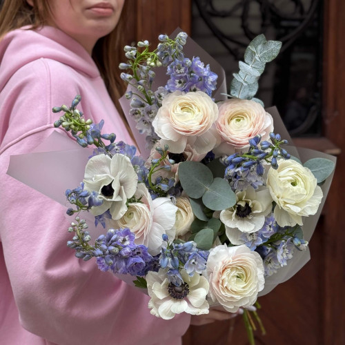 Світлий ніжний букет «Джерело юності»