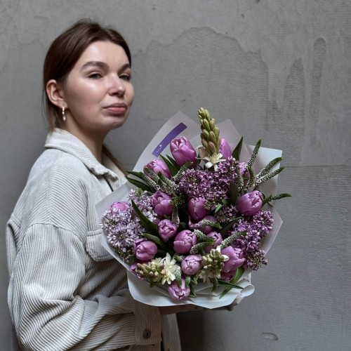 Весенний букет в фиалковых тонах «Аромат аметиста»
